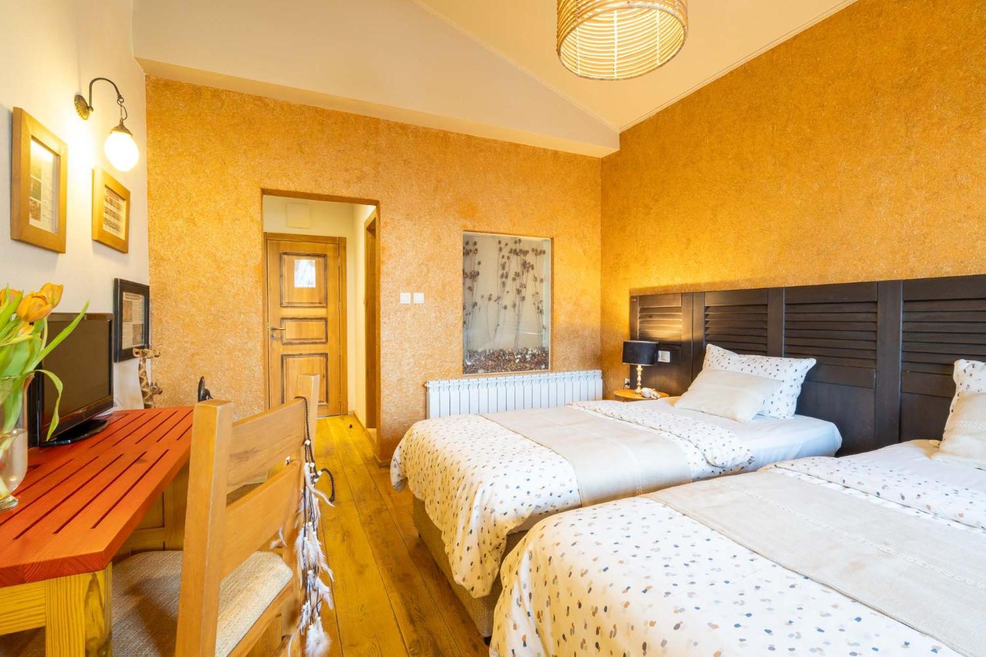 Hotel Casa Art Oreshak  Eksteriør billede