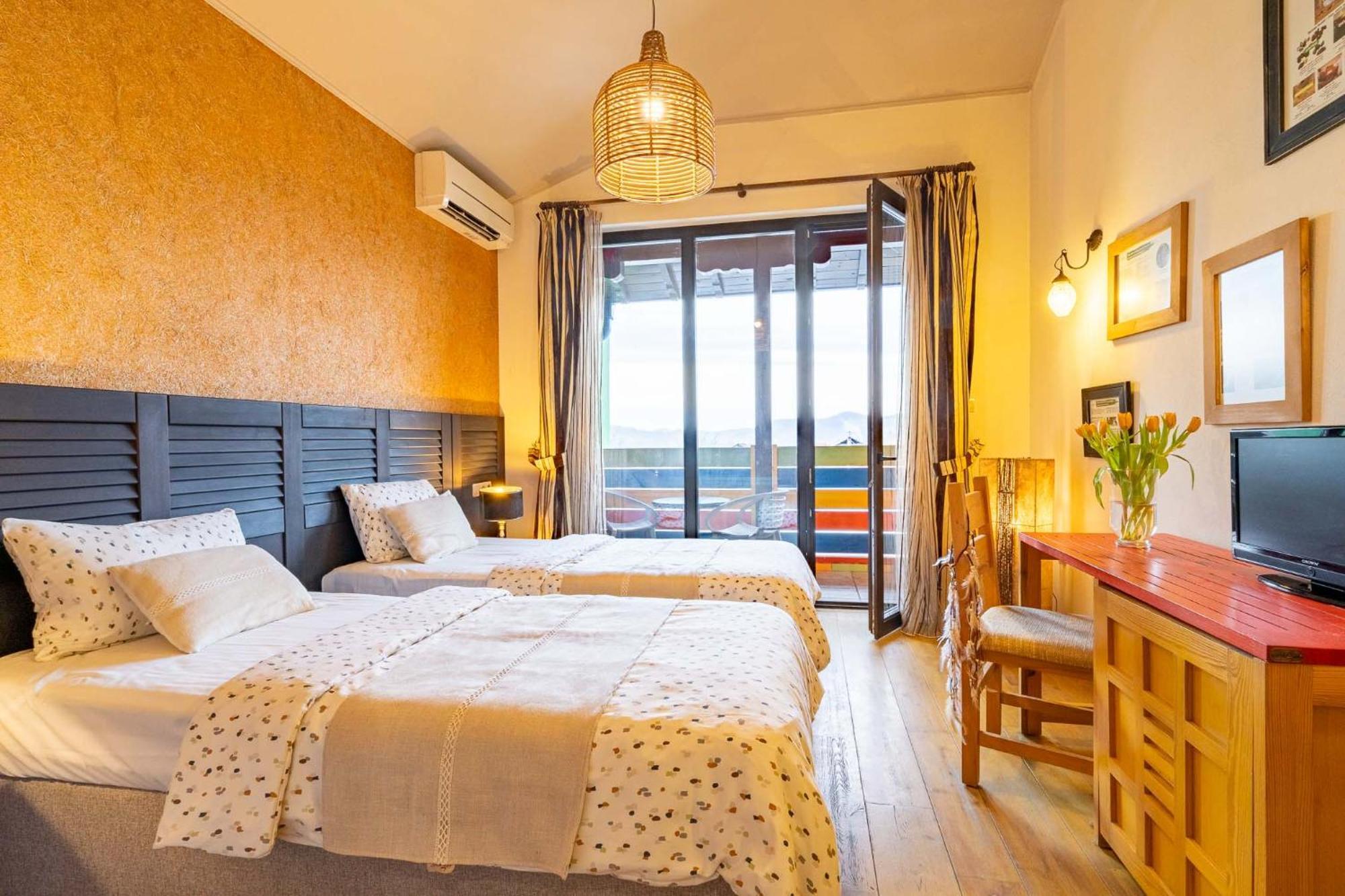 Hotel Casa Art Oreshak  Eksteriør billede